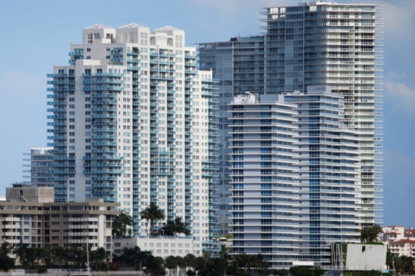 碳達峰碳中和：我國綠色建筑發(fā)展！